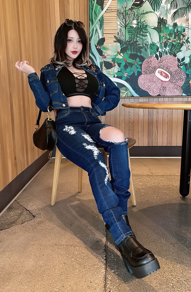 Đọc truyện hentai Tuyển tập Albums siêu phẩm Cosplay - Chap 1131 - Hana Bunny – Denim Bunny