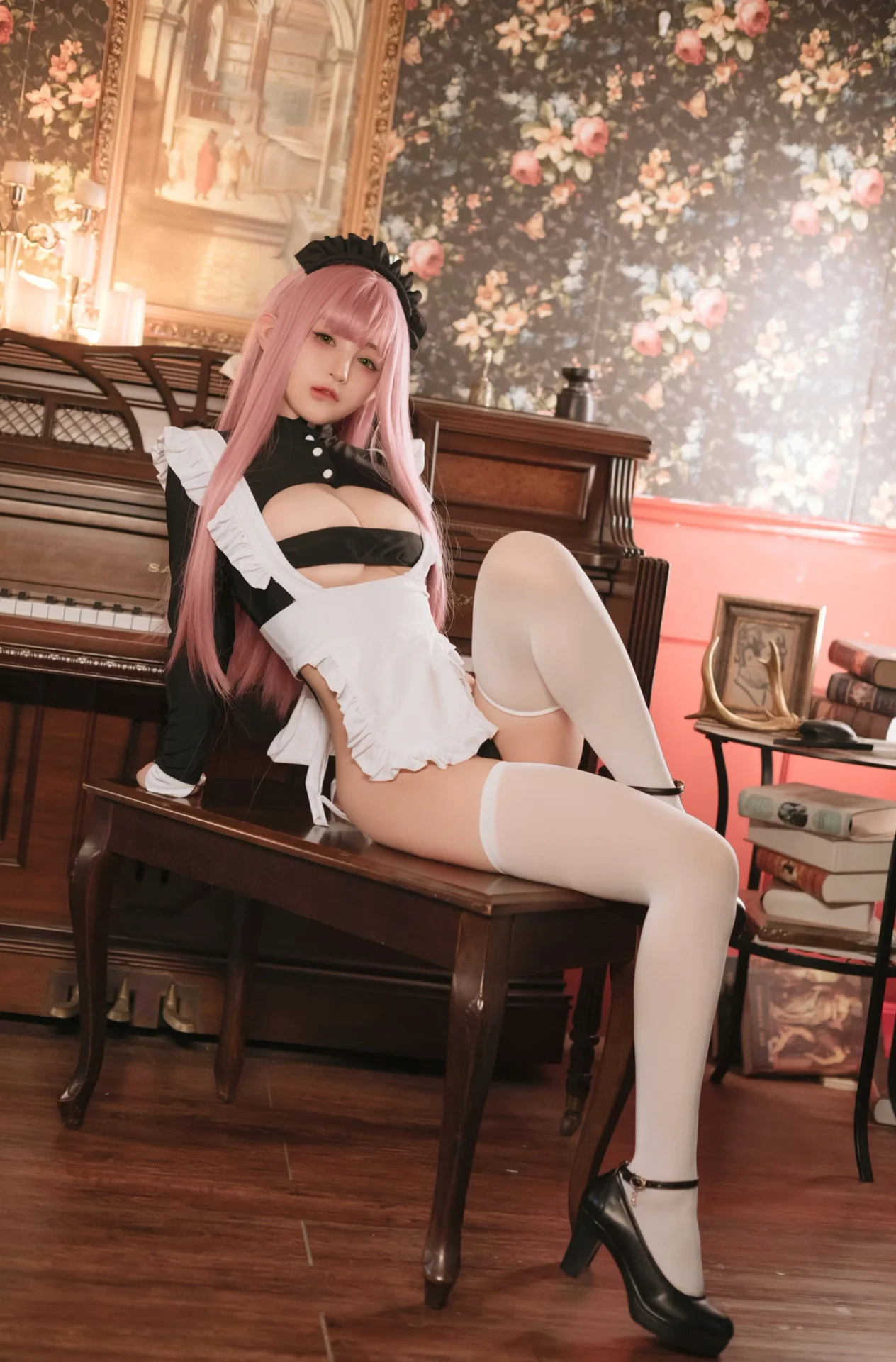 Đọc truyện hentai Tuyển tập Albums siêu phẩm Cosplay - Chap 1207 - Sakurai Nene - Retro Maid